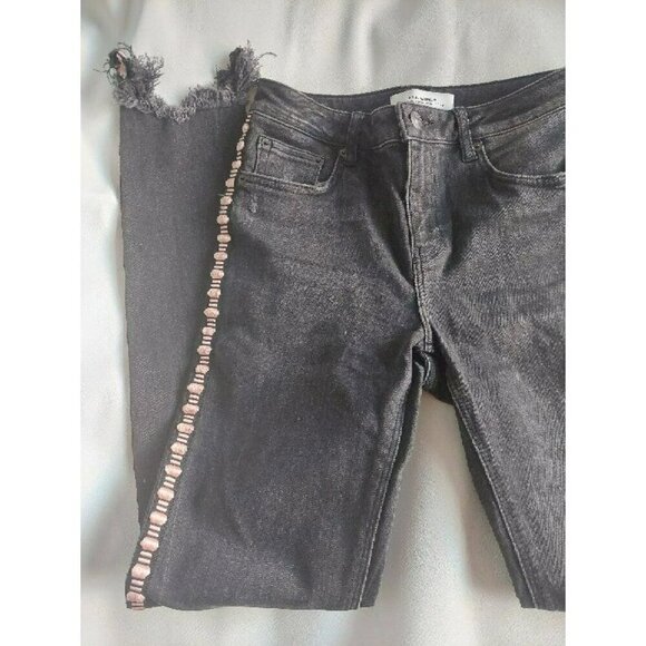 2/$30 Zara Premium Denim Collection Black Jeans with Pink Embroidery Size 4 - Picture 2 of 16